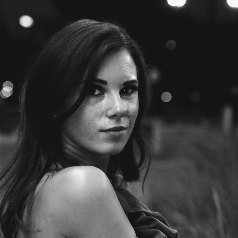 Meet your Posher, Anna